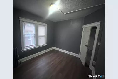 26 Cabot Street, Hartford, CT 06112 - Photo 9