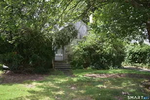 95 Raymond St, Stratford, CT 06614 - Photo 1