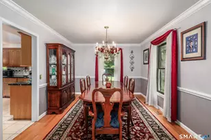 33 Brookwood Dr, Newtown, CT 06470 - Photo 17