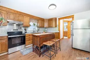 79 Plumb Rd, Middletown, CT 06457 - Photo 3