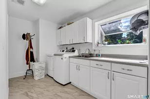 68 Parry Rd, Stamford, CT 06907 - Photo 11