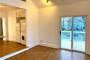 43 Mohegan Ave, Stamford, CT 06902 - Photo 3