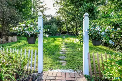 44 Palmer Street, Stamford, CT 06907 - Photo 23