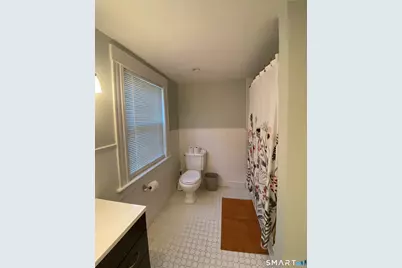3 Alfred Court, Stratford, CT 06615 - Photo 7