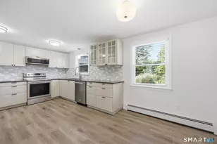 2 Belinda Ln, Enfield, CT 06082 - Photo 7