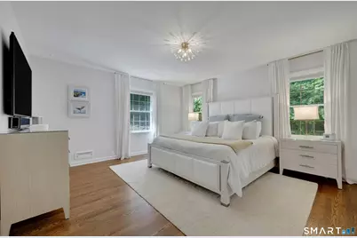 6 Stoneleigh Square, Fairfield, CT 06825 - Photo 21