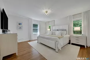 6 Stoneleigh Square, Fairfield, CT 06825 - Photo 21