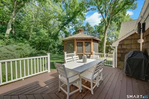 6 Stoneleigh Square, Fairfield, CT 06825 - Photo 29