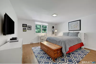 6 Stoneleigh Square, Fairfield, CT 06825 - Photo 23
