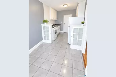 9 Evergreen Avenue #C6, Hartford, CT 06105 - Photo 5