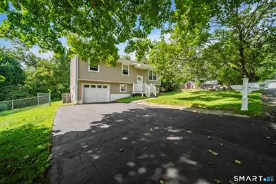 12 Tudor Lane, Naugatuck, CT 06770 - Photo 1