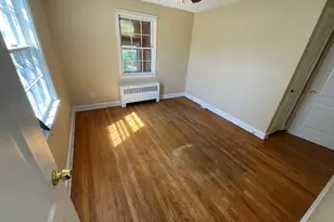 198 Broad St, Manchester, CT 06042 - Photo 11