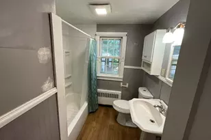 198 Broad St, Manchester, CT 06042 - Photo 13