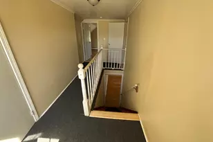 198 Broad St, Manchester, CT 06042 - Photo 15