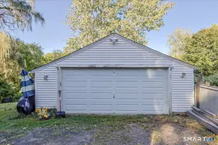 28 Mountainville Rd, Danbury, CT 06810 - Photo 3