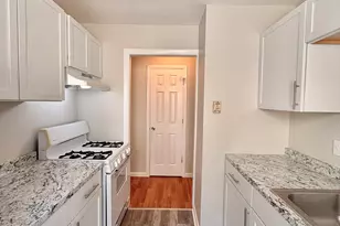 736 Savin Ave, West Haven, CT 06516 - Photo 5