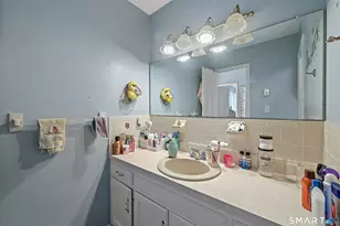 95 Park Ave, Danbury, CT 06810 - Photo 31