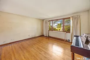 127 Old Field Ln, Milford, CT 06460 - Photo 7