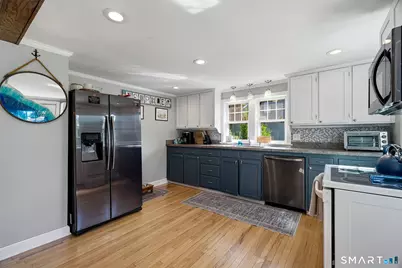 71 New London Road, Groton, CT 06340 - Photo 5