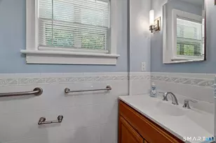 71 New London Rd, Groton, CT 06340 - Photo 17