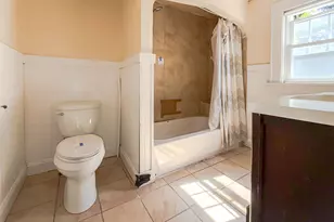 45 Queens Ave, Stratford, CT 06614 - Photo 5