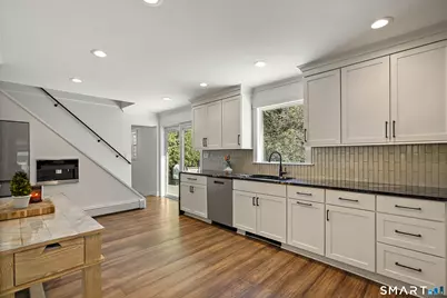 87 Clover Hill Drive, Stamford, CT 06902 - Photo 9