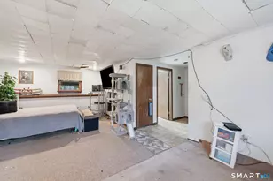1064 Jerome Ave, Bristol, CT 06010 - Photo 25