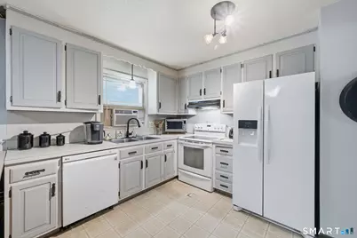 1064 Jerome Avenue, Bristol, CT 06010 - Photo 15