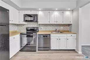 125 Warner Hill Rd, Stratford, CT 06614 - Photo 19