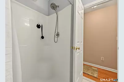 661 West Avenue #C15, Milford, CT 06460 - Photo 17
