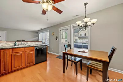 661 West Avenue #C15, Milford, CT 06460 - Photo 7