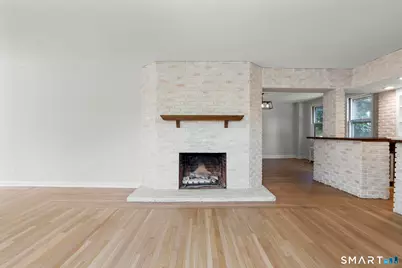 1070 Whitney Avenue, Hamden, CT 06517 - Photo 17