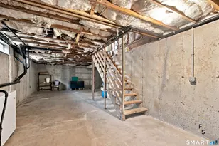 85 Brown St, Hartford, CT 06114 - Photo 31