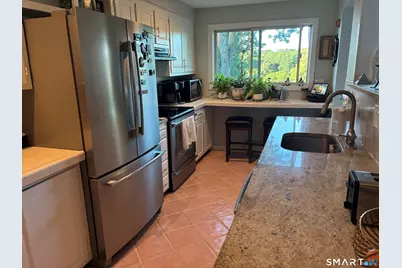 24 Harbour Village #D, Branford, CT 06405 - Photo 7