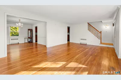 26 Powell Terrace, Bridgeport, CT 06604 - Photo 9