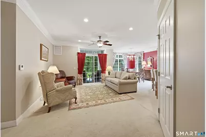 1011 Brookside Court #1011, Newtown, CT 06470 - Photo 7