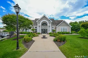 1011 Brookside Ct, Newtown, CT 06470 - Photo 27