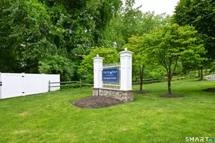 1011 Brookside Ct, Newtown, CT 06470 - Photo 37