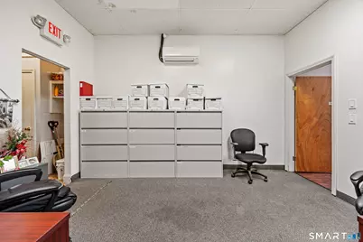 69 Meriden Road, Waterbury, CT 06705 - Photo 7