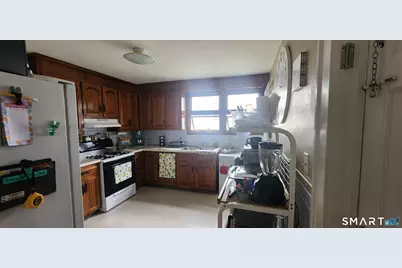 51-53 Bodwell Street #1, Hartford, CT 06114 - Photo 9