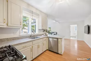 15 Porter Green, South Windsor, CT 06074 - Photo 11