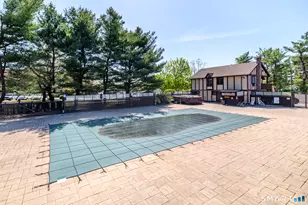 217 Foxwood Ln, Milford, CT 06461 - Photo 25
