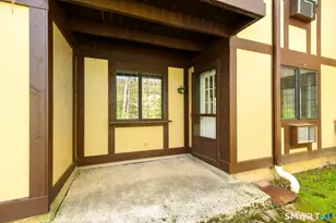 217 Foxwood Ln, Milford, CT 06461 - Photo 21