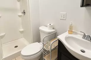 40-42 Webster St, Hartford, CT 06114 - Photo 5