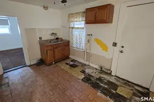 162 Cleveland Ave, Hartford, CT 06120 - Photo 13