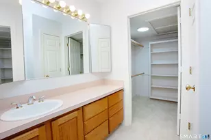 15 Highland St, West Hartford, CT 06119 - Photo 17