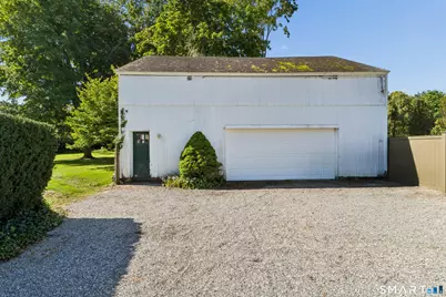 195 Old South Road, Fairfield, CT 06890 - Photo 37