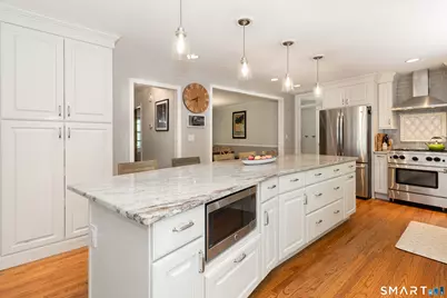 15 Saxony Lane, Woodbury, CT 06798 - Photo 9
