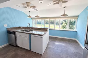 103 New Haven Ave, Milford, CT 06460 - Photo 5