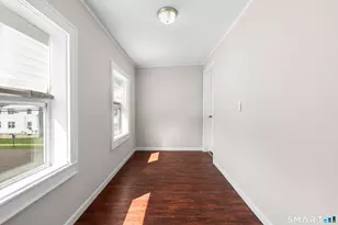 254 Hollister St, Stratford, CT 06615 - Photo 9